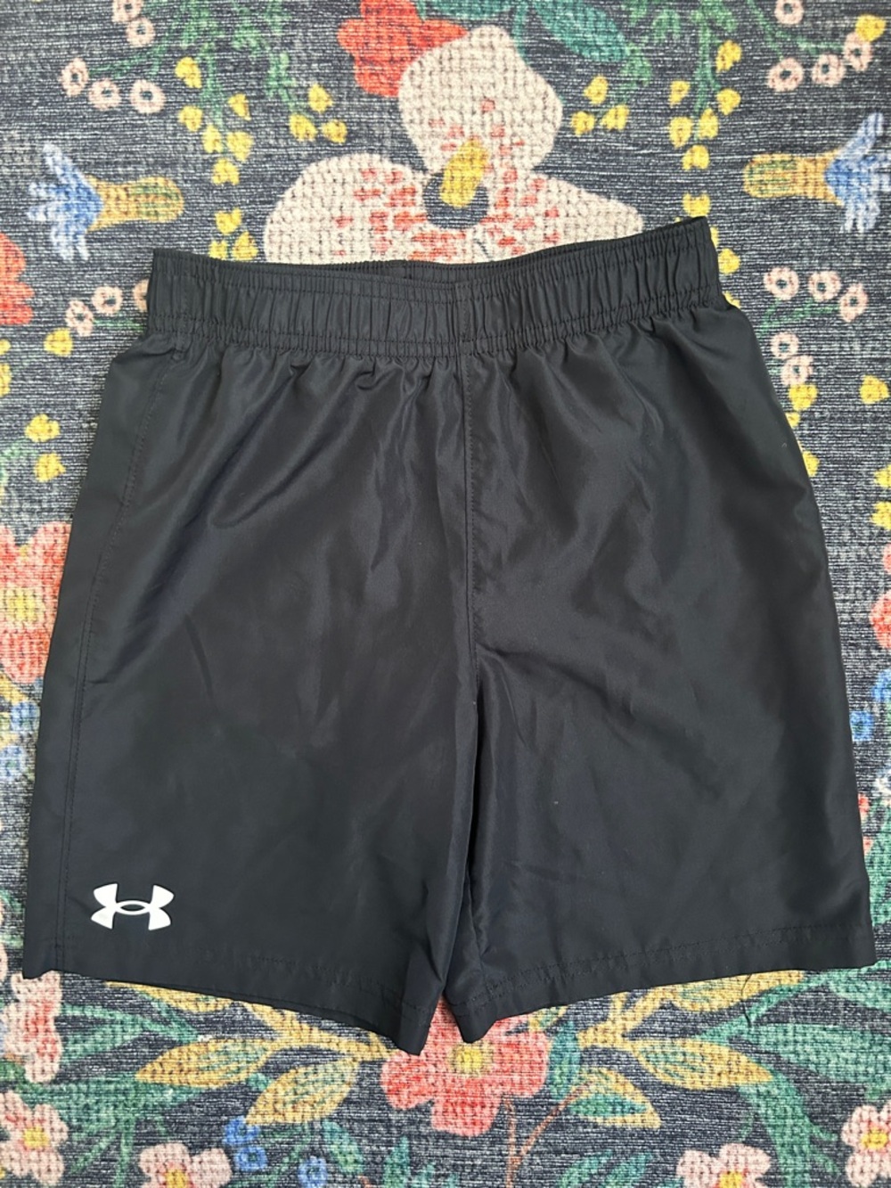 Under Armour Boys Black Shorts, Size 7